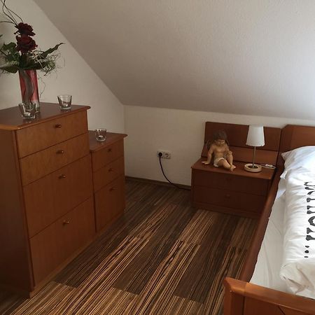 Gaestezimmer Hausaeckerweg Erlangen Ngoại thất bức ảnh
